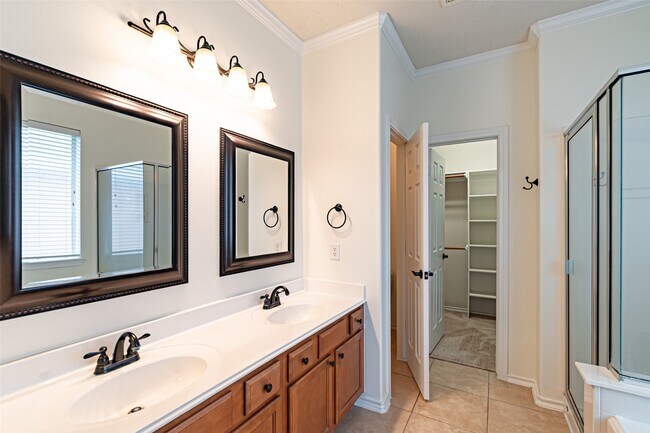 Photo - 17911 Serene Shore Dr