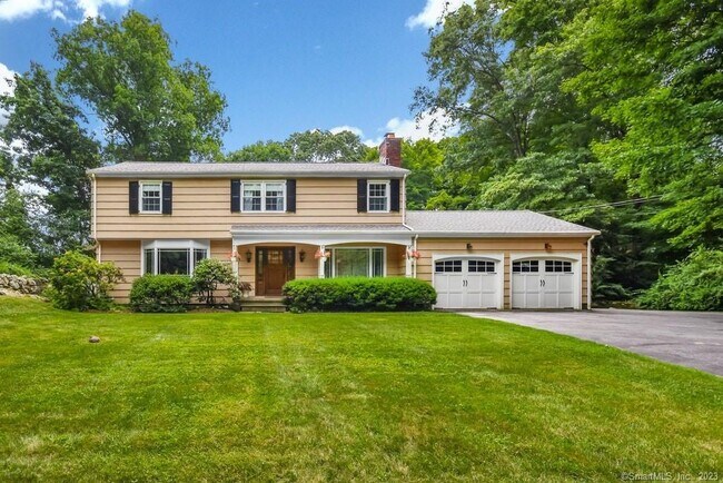 Photo - 116 Wildwood Rd
