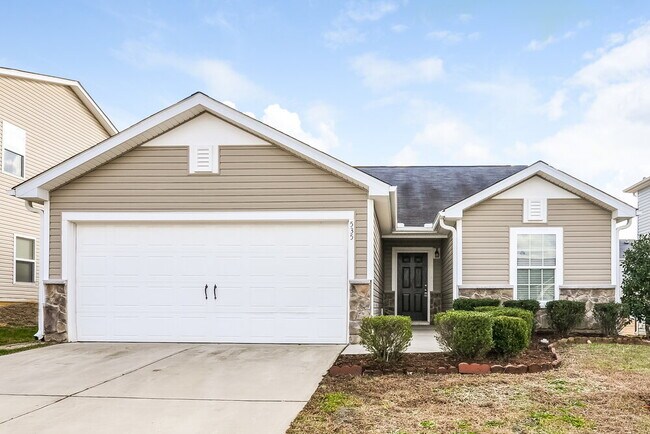 Building Photo - 535 Kerriann Ln