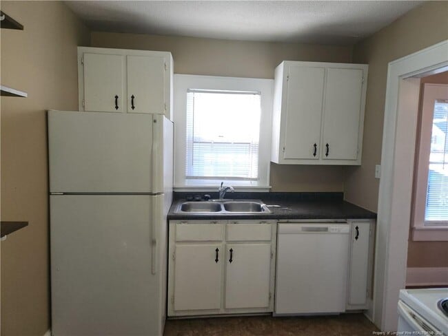 Photo - 229 Pinecrest Dr