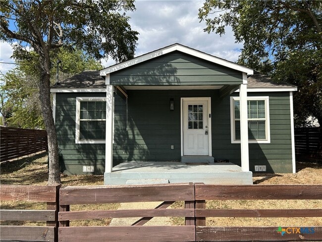 Photo - 1698 W Bridge St