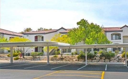 Photo - 950 Seven Hills Dr