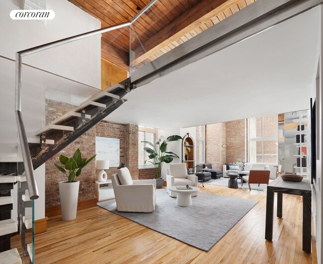 Building Photo - 205 E 22nd St Rental