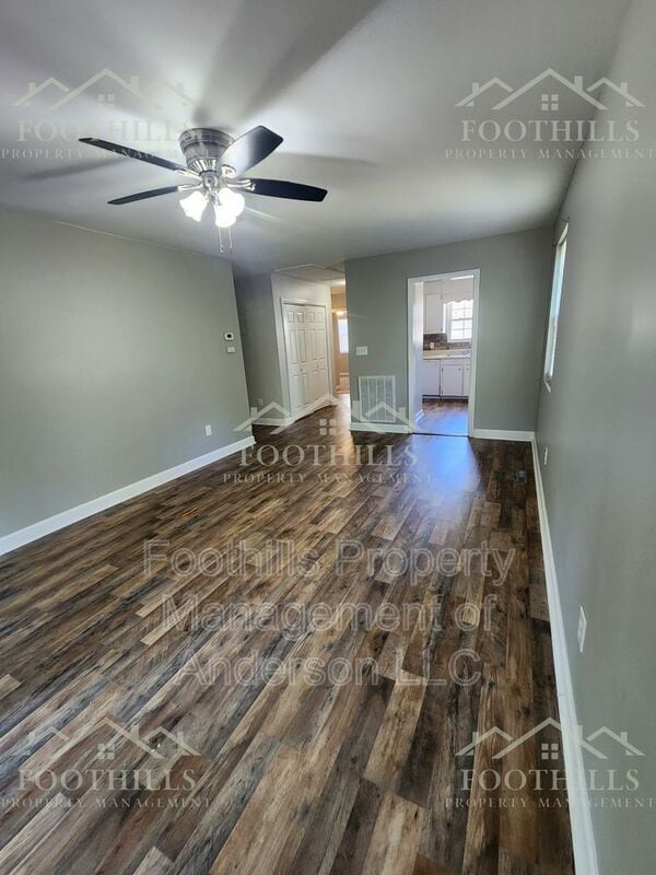 Photo - 613 N Pointe Creek