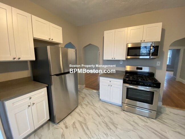 Building Photo - 39 Harwood St Unit #1A