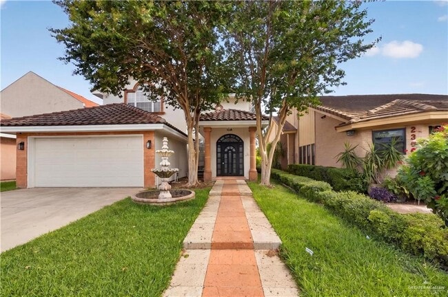 2308 Colorado St