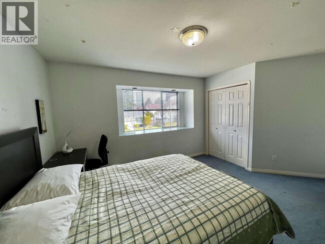 Photo - 4864 Watling St