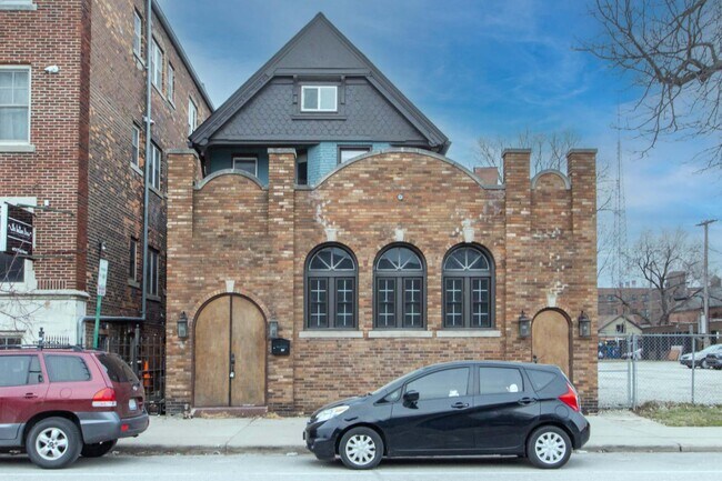 Photo - 4468 3rd Ave