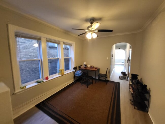 Photo - 5428-5430 N Kimball Unidad 5430-1E