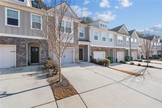 Photo - 1821 Edgehill Dr