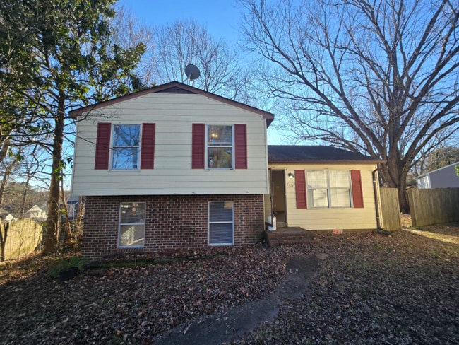 Photo - 7113 Senn Way