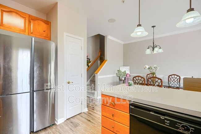 Photo - 403 Deer Hill Cir