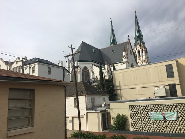 Photo - 301 E Liberty Unit A