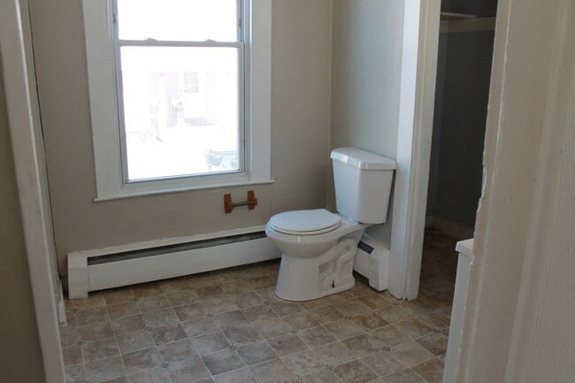 Photo - 20 Bellevue St