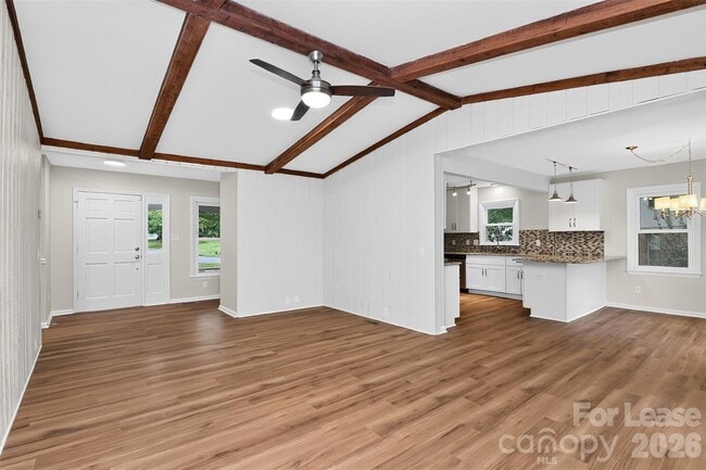 Photo - 11122 5 Cedars Rd
