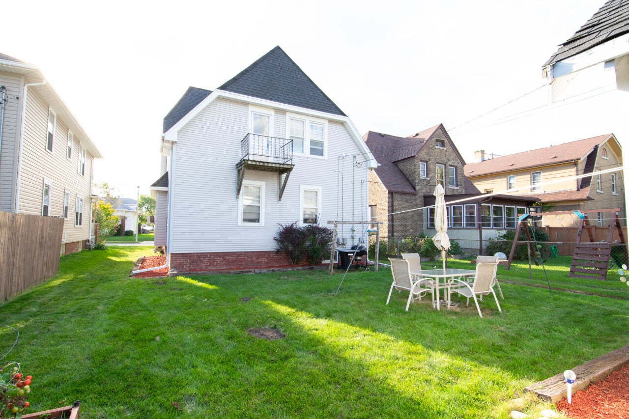 Lovely 2br upper unit in Racine - Lovely 2br upper unit in Racine Unit Upper