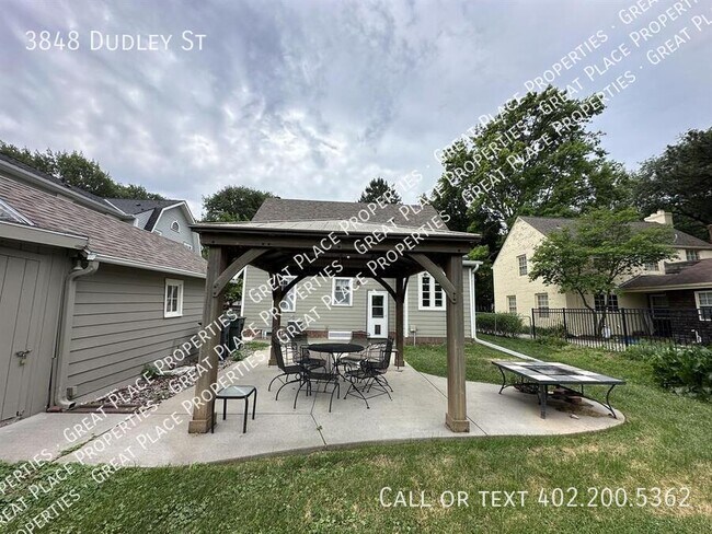3848 Dudley St