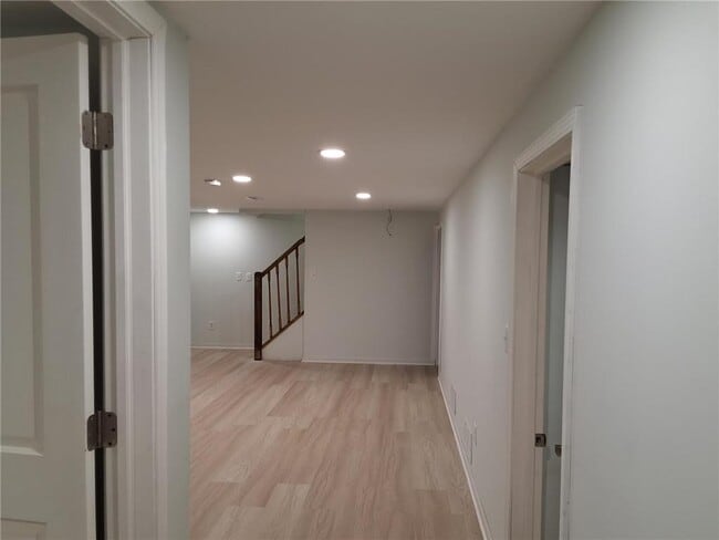 Photo - 7632 Scott Ave N