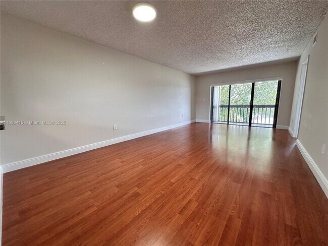 Photo - 8875 Fontainebleau Blvd Unit 205