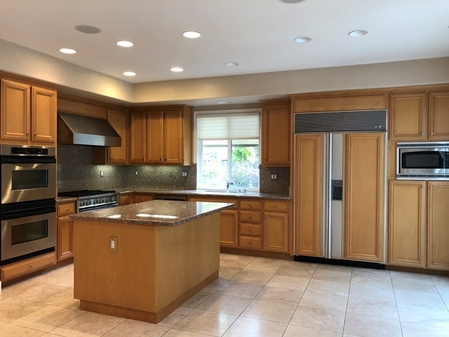 Photo - Lovely Willow Glen home with large lush yard on quiet cul-de-sac