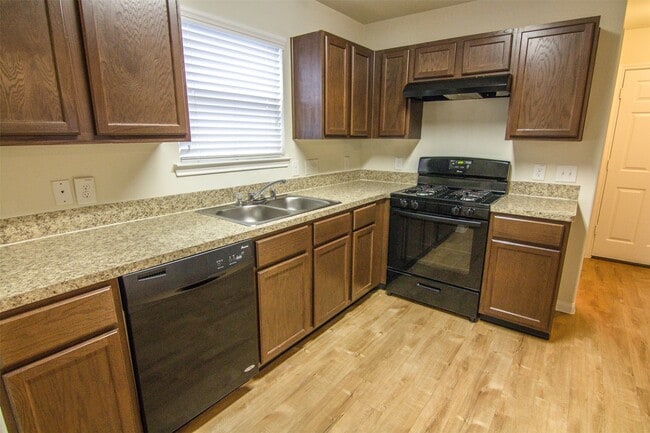 Photo - 734 North Ella Creek Drive