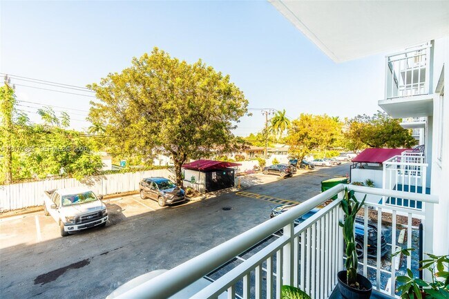 Photo - 1251 NE 108th St Unit 216