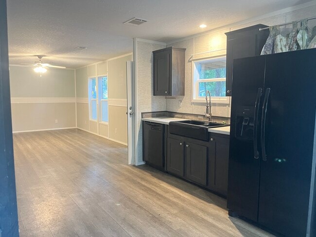 Photo - 2243 Limerick Rd