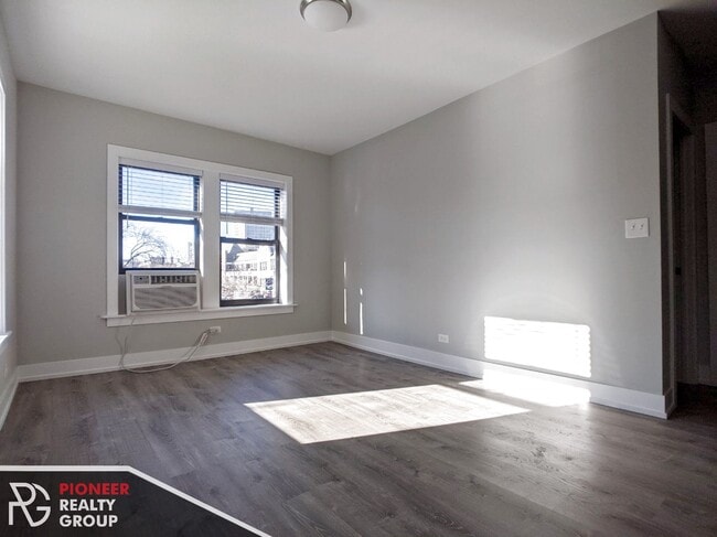 Photo - 711 W Brompton Ave Unit 701-05