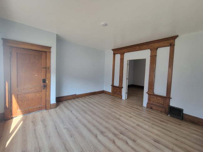 Photo - 55 Cotter Ave Unit 2