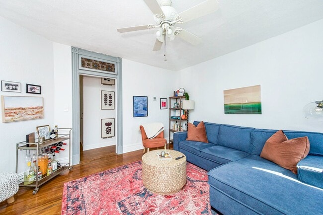 Photo - 3203 Parkwood Ave Unit 3203 Parkwood Avenue #B
