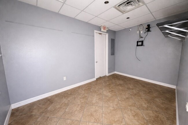 Photo - 2100 Sam Houston Ave