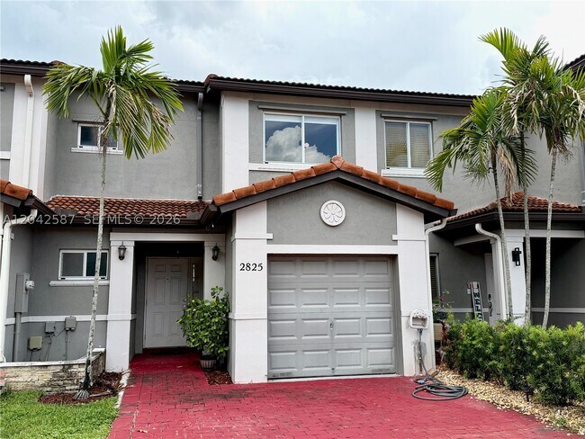Building Photo - 2825 SW 127th Way