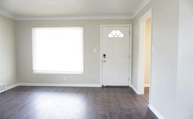 Photo - Fully Renovated 3-Bedroom Home – Move-In R...