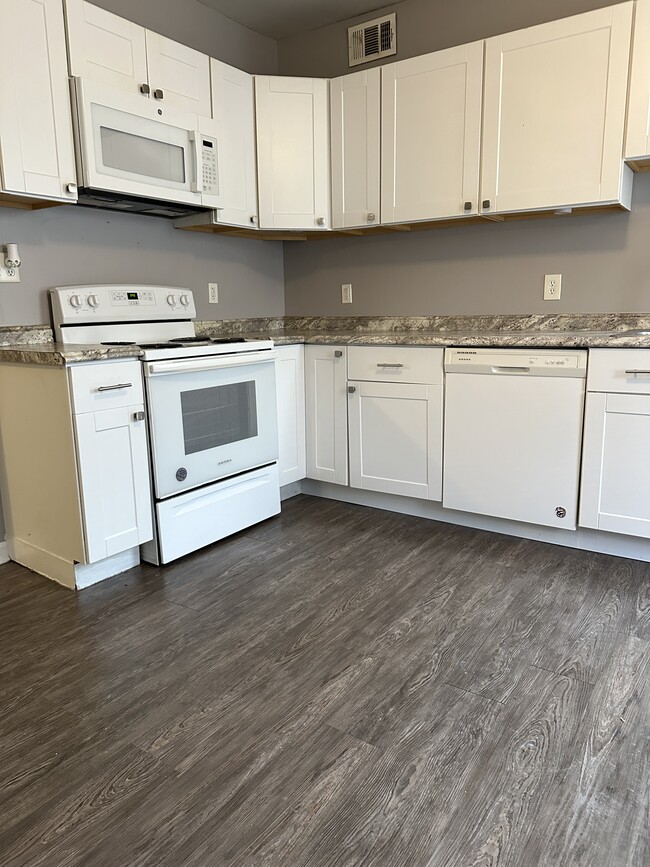 Photo - 48 Maytide St Unit #2