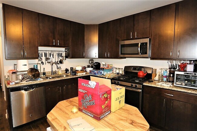 Photo - 4849 N Seeley Ave Unit 2