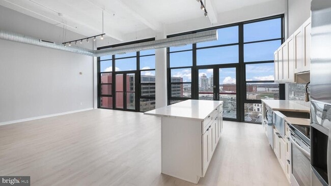 Photo - 444 N 4th St Unit 818