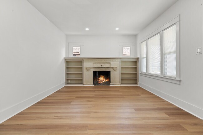Living space - 4716 7th Ave NE Unit A
