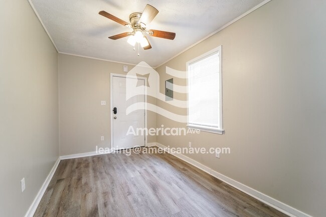 Photo - 227 Roosevelt St