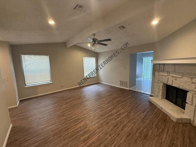 Photo - 1533 E 67th Pl
