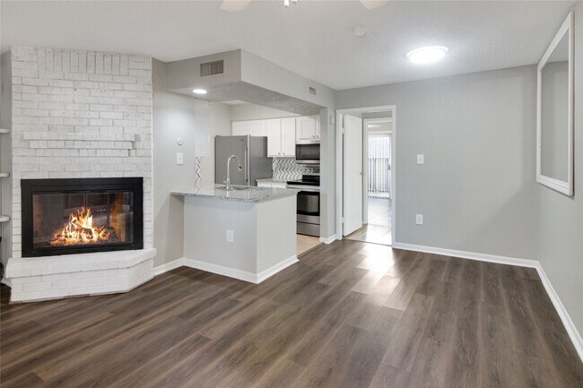Photo - 260 El Dorado Blvd Unidad 1105