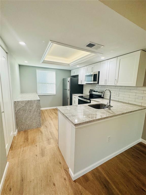 Photo - 203 Meadow Ln