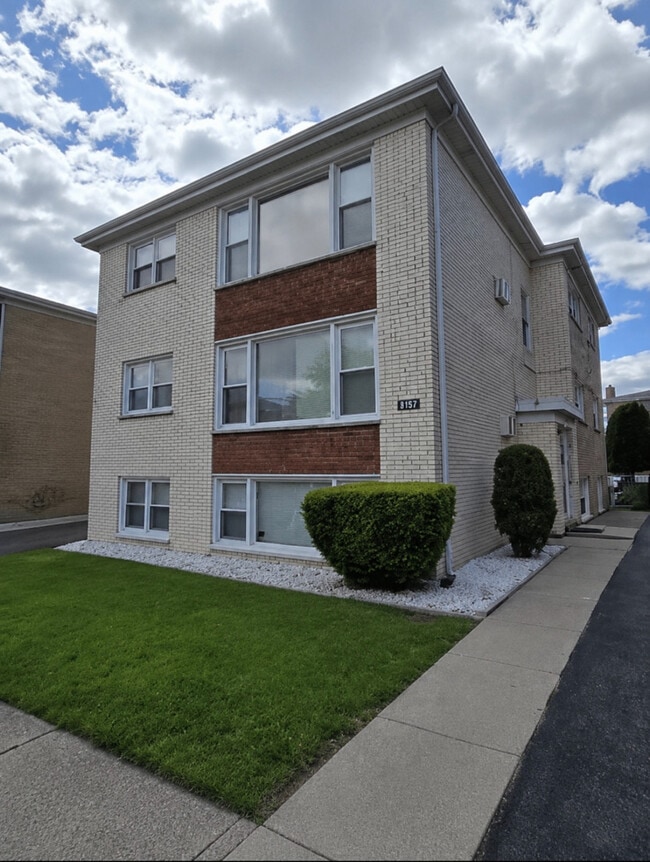 Building Photo - 8157 W Smith Ln Unit B