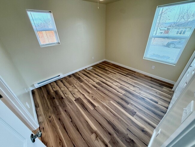 Photo - 1380 Cleveland St Unit B