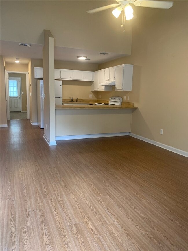 Photo - 1808 Jackson Bluff Rd