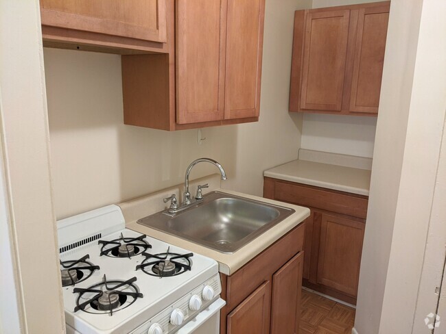 Building Photo - 521 W Brompton Ave Unit 319 Rental