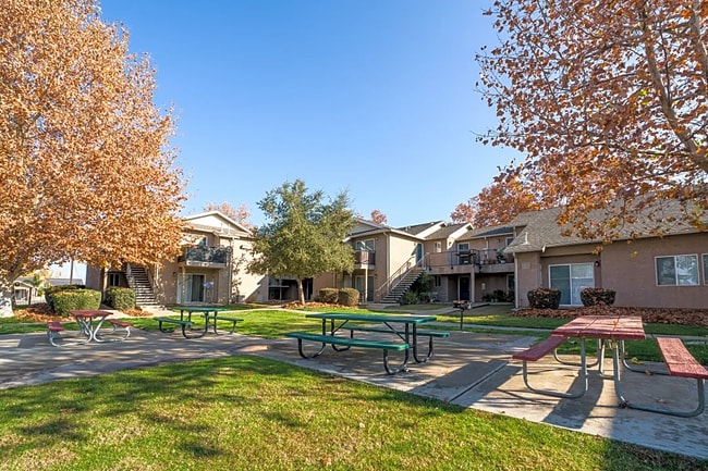 North Park I Apartments