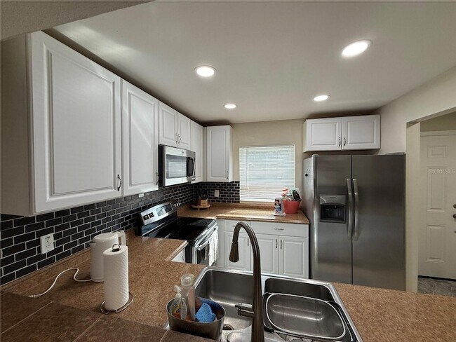 Photo - 10053 Lake Oak Cir