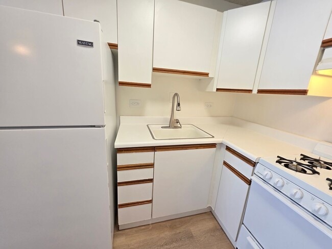 Photo - Fern Terrace - Renovated 2/2/1 with spacious lanai and washer/dryer in unit! Unit 102