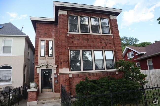 Building Photo - 7423 S Euclid Ave Rental