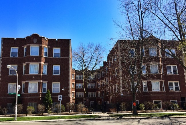 The Damen Fargo - The Damen Fargo Apartments